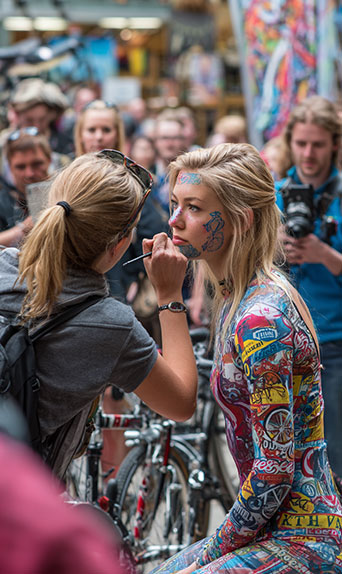 Bodypainting als Messe Event