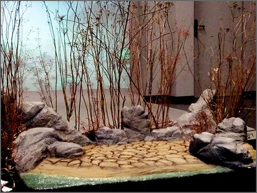 Kunstobjekte aus Styropor und Beton